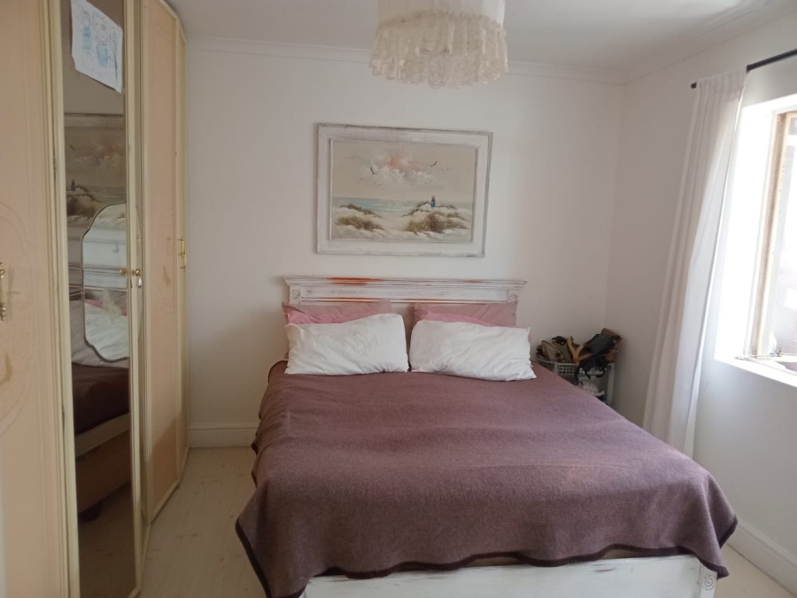  Bedroom Property for Sale in Strandfontein Village Western Cape